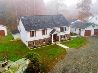 4 S Belfast Rd, Windsor, ME 04363