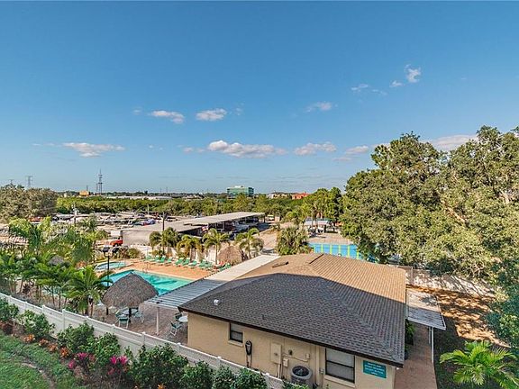 2nd image of 1000 Cove Cay Dr Unit 4G
