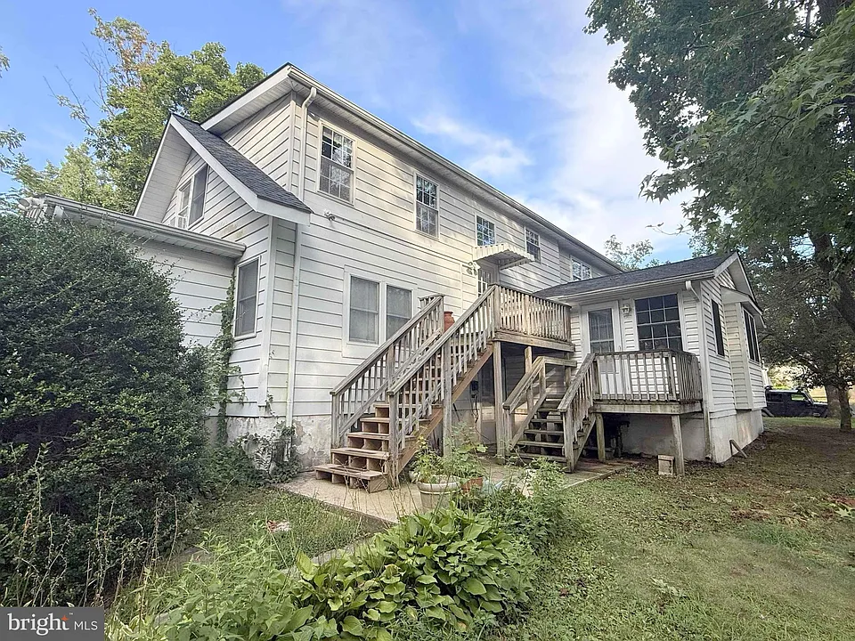 502 Lakeview Ave #B