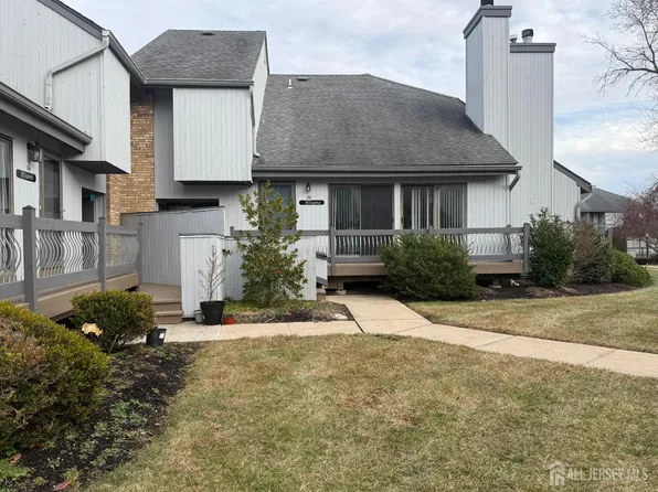 20 Wisteria Ct, Monmouth Junction, NJ 08852