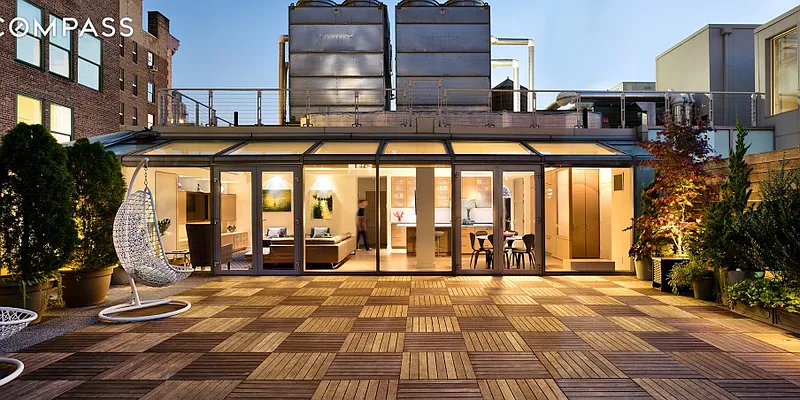 Sold by Compass | media 29