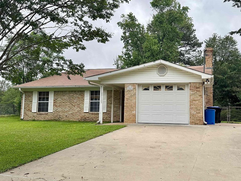 1st image of 307 Locklear Ave