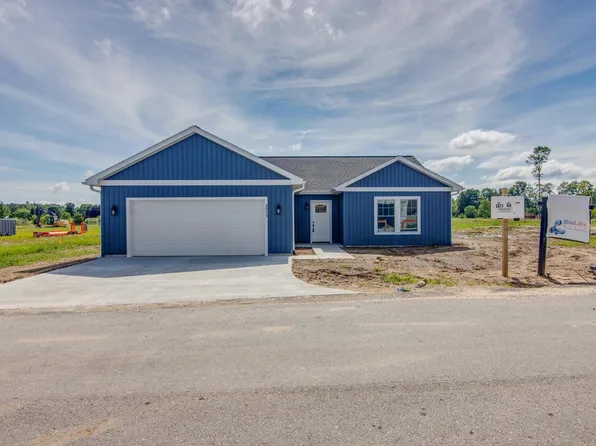 2073 Cottonwood Ave, Grawn, MI 49637