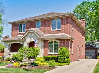 519 N Hamlin Ave, Park Ridge, IL 60068