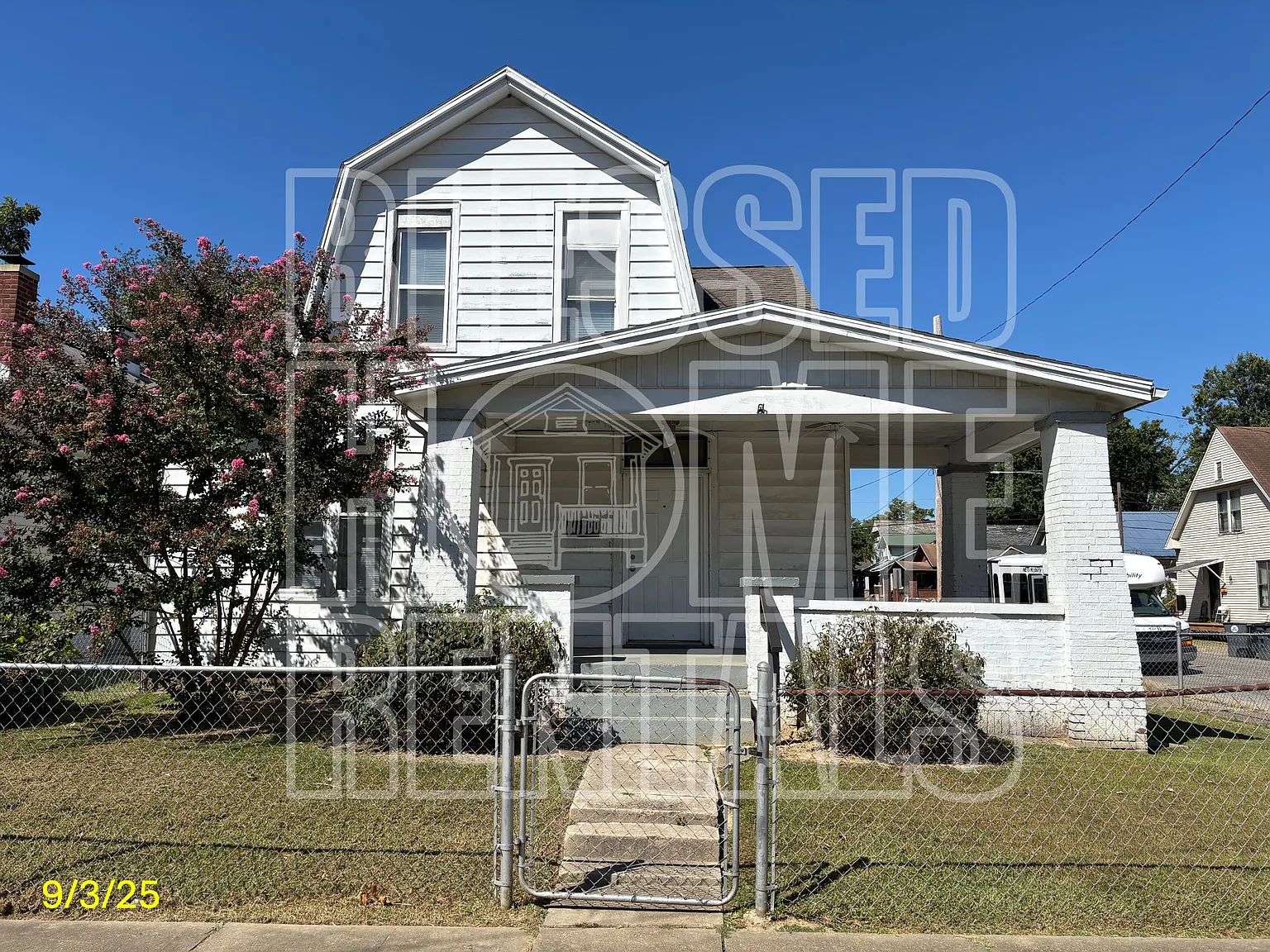 1201 S Linwood Ave photo 1