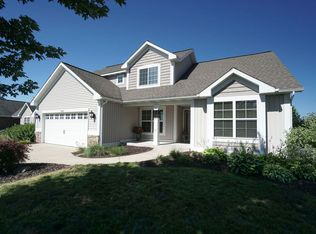 1457 Savannah Dr, Zeeland, MI 49464