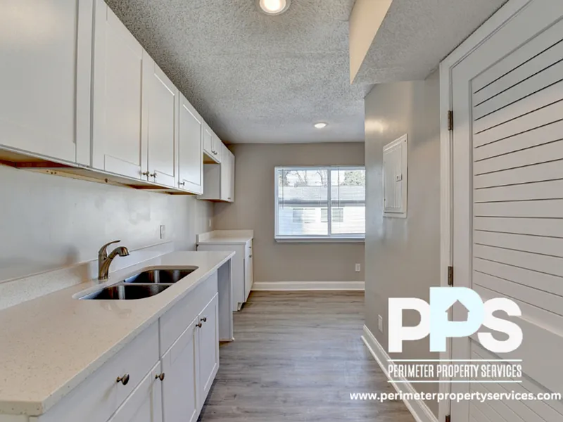 3 bed, 1.5 bath, 1256 sqft, $1,349 — Photo 4