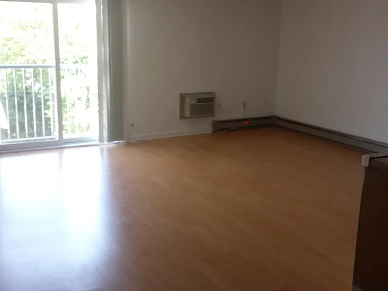 300 Smithfield Rd #556 — Photo 1