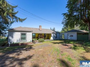 242 Amber Ln, Sequim, WA 98382