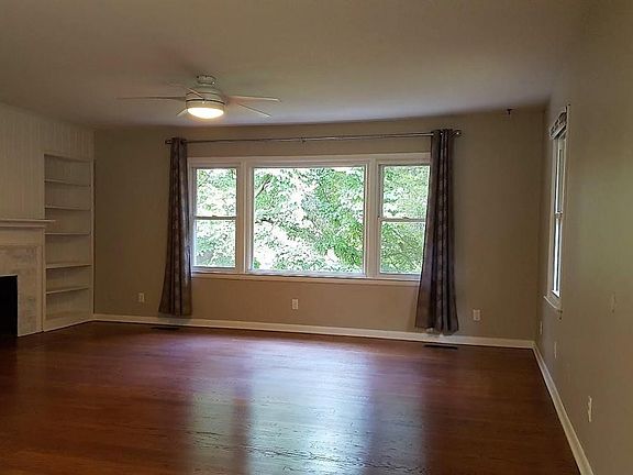 3rd image of 5352 Mohawk Dr