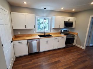 194 Parkview Ave, Bangor, ME 04401