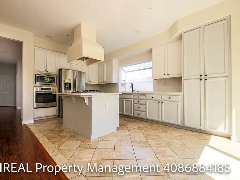 4202 Cambridge Way — Photo 11