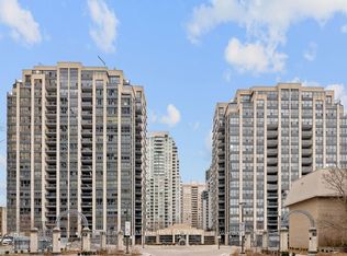 18 Hollywood Ave #306, Toronto, ON M2N 6P5