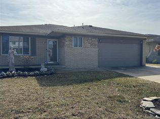 3064 Charity Dr, Sterling Heights, MI 48310