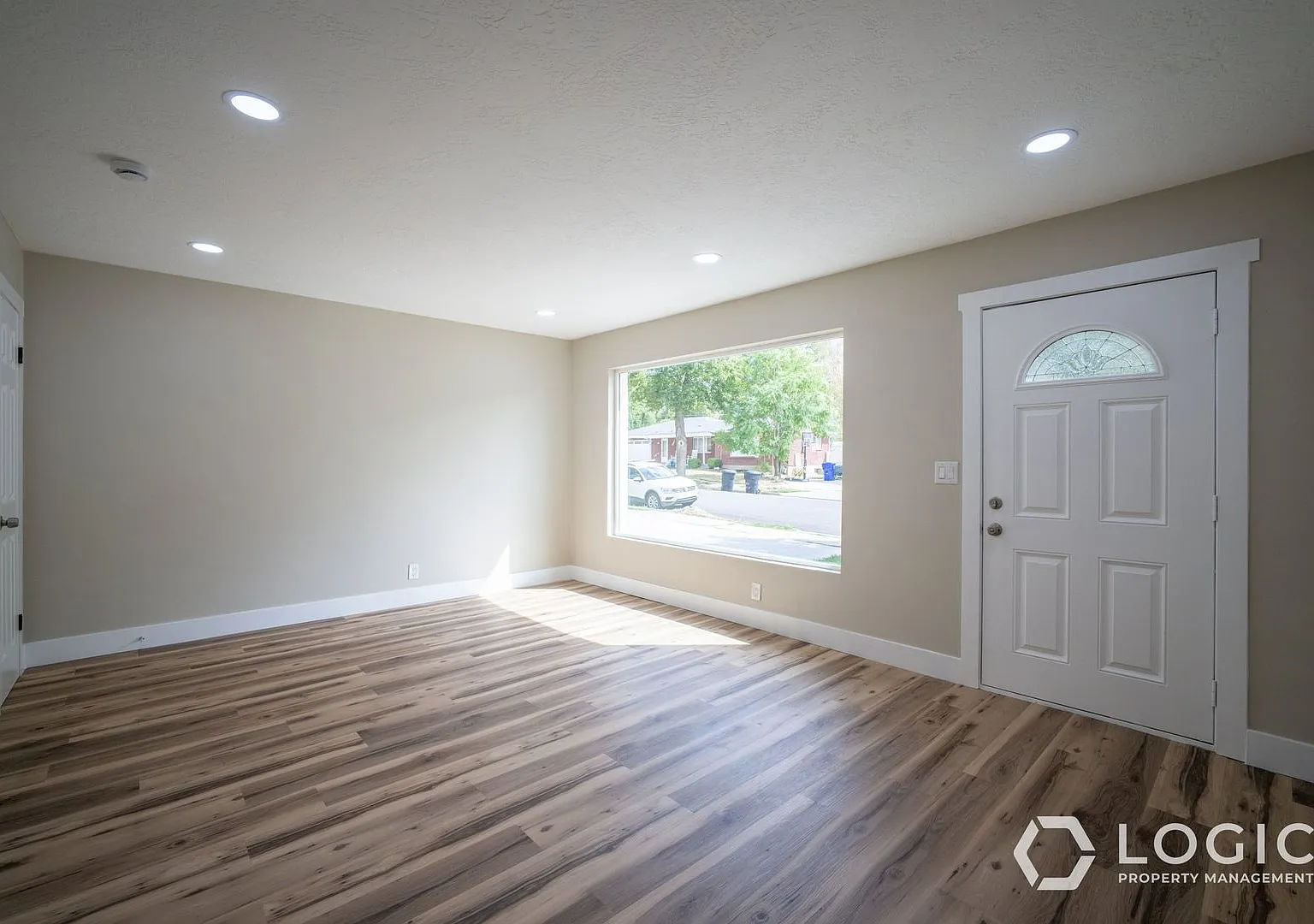 3 Bed / 1 Bath Home for Rent in Bountiful, UT $2,000 — Photo 3
