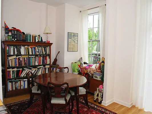 Rented by Sotheby's International Realty | media 30