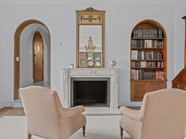 4500 Fieldston Road image 7 of 17