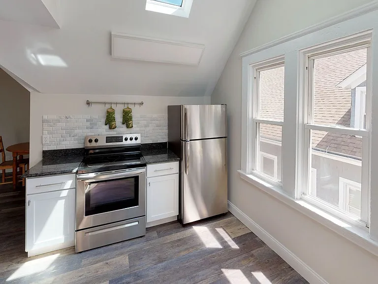 254 Orchard St #3 — Photo 1