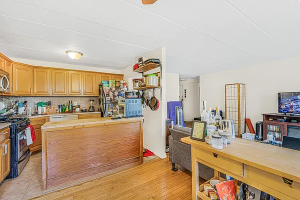 Sold by Excell Choice Realty | media 30