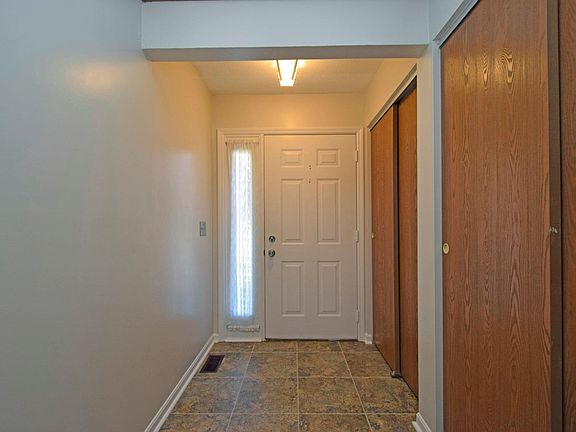 3rd image of 8659 Coran Dr