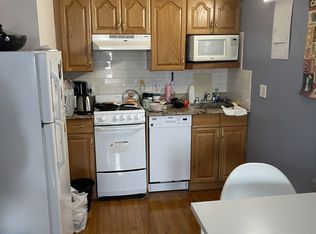 1112 Commonwealth Ave #211, Boston, MA 02215