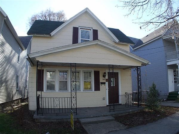 Front view in spring