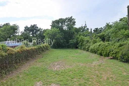 1531 Schley St — Photo 15