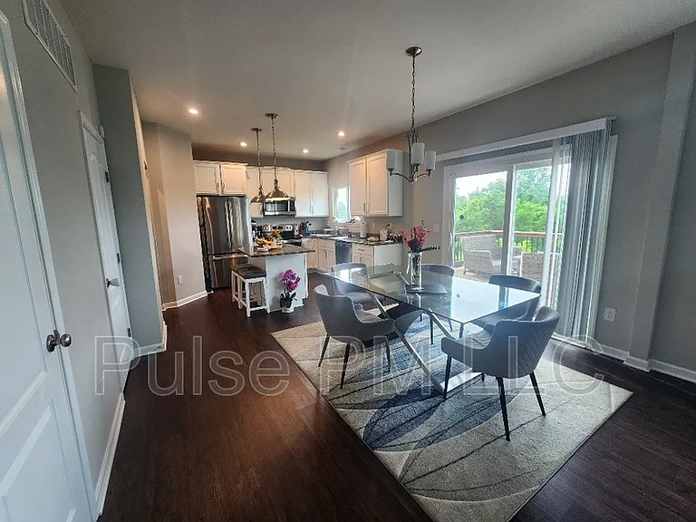 690 Hogrefe Rd — Photo 7