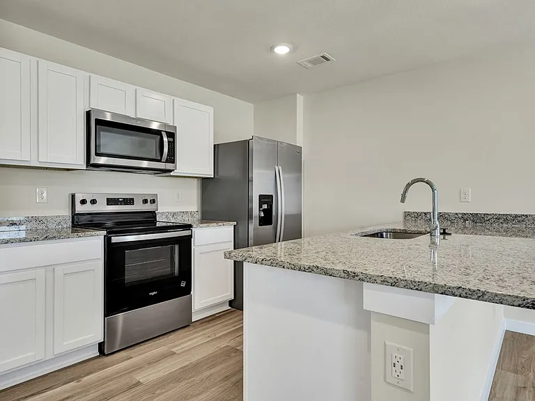 576 Fox Den Cir — Photo 5