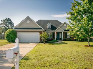 109 Queens Ln, Good Hope, GA 30641