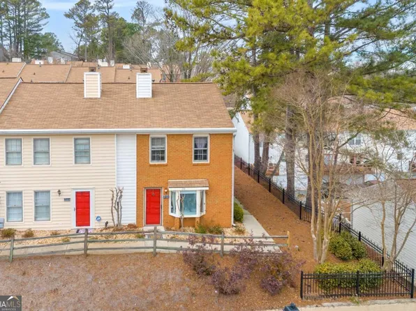 207 Holcomb Ferry Rd, Roswell, GA 30076