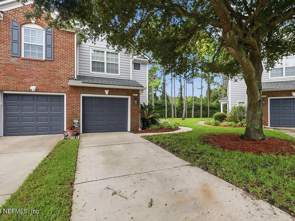13311 Stone Pond Dr
