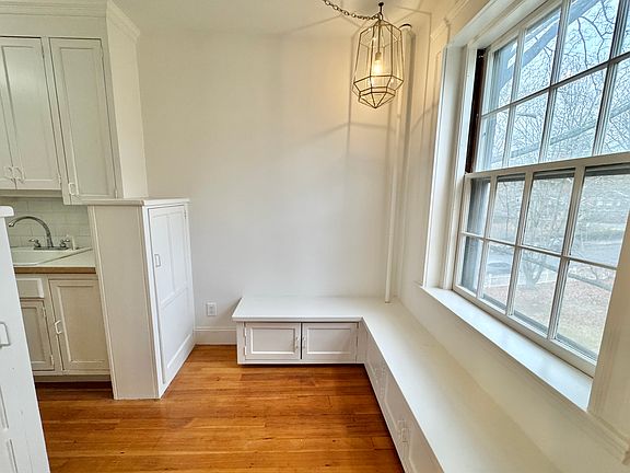 4th image of 6 Washington Ave APT 15