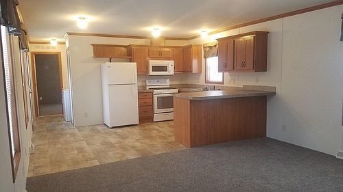 1st image of 1424 Iowa Dr