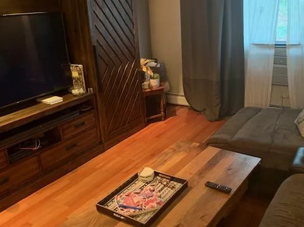 5306 N Cumberland Ave APT 214, Chicago, IL 60656