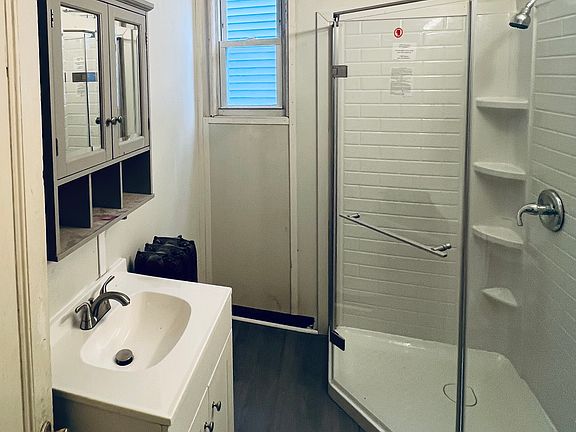 3rd image of 1625 6th Ave #2