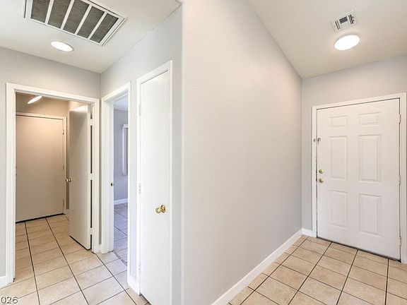 4th image of 5316 Mum Ct