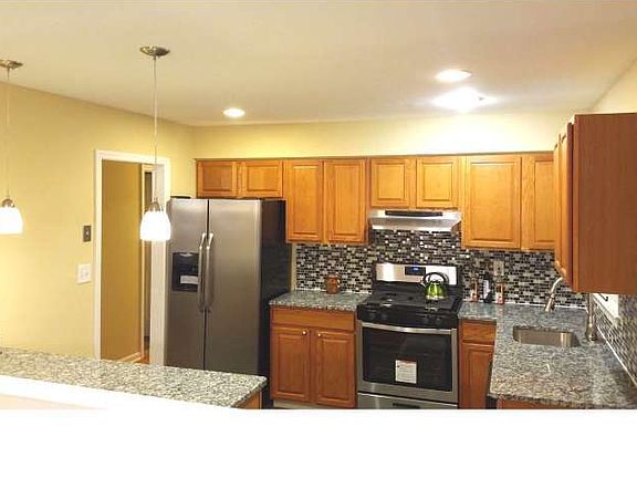 2nd image of 102 Clark Cir