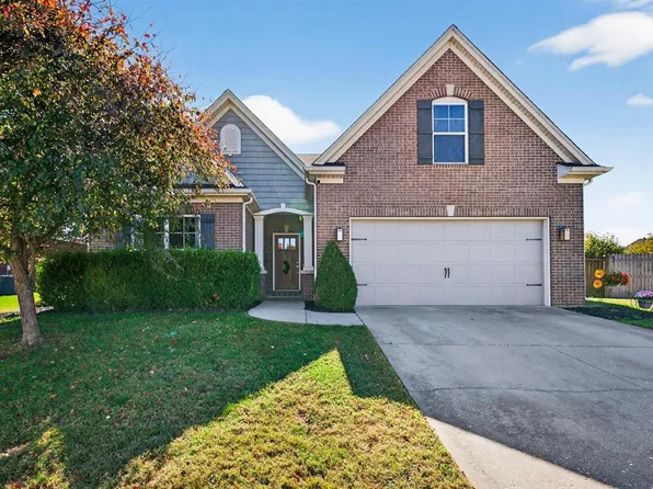 2242 Meadowhill Ln, Utica, KY 42376