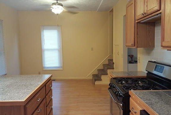 3rd image of 5419 Prescott Ave