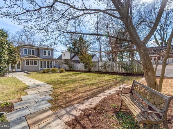 4947 Eskridge Ter NW, Washington, DC 20016