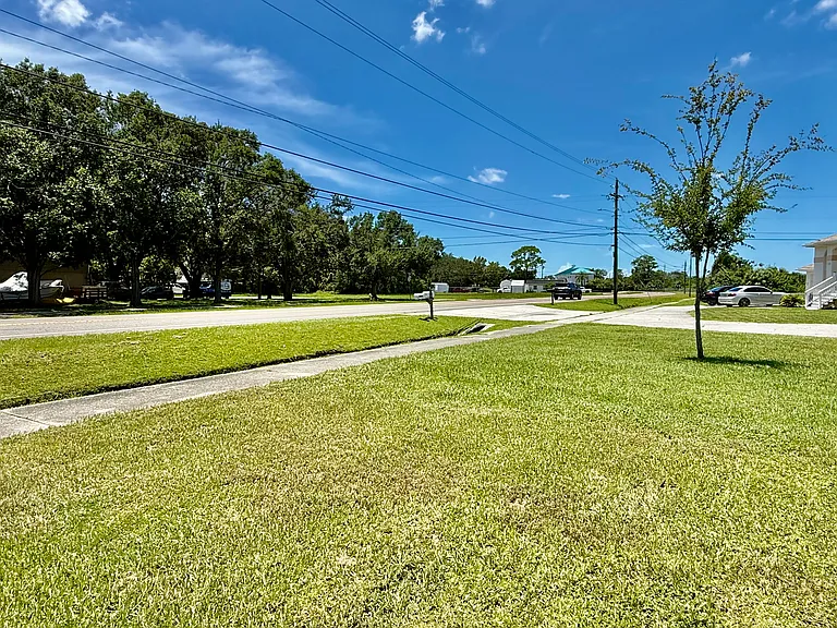 804 W Saint Petersburg Dr #804 — Photo 47