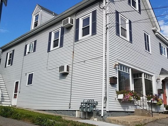 5th image of 59 Essex St