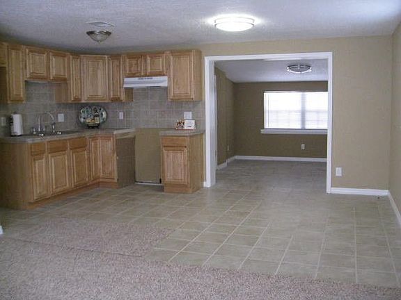 4th image of 10727 Merida Dr