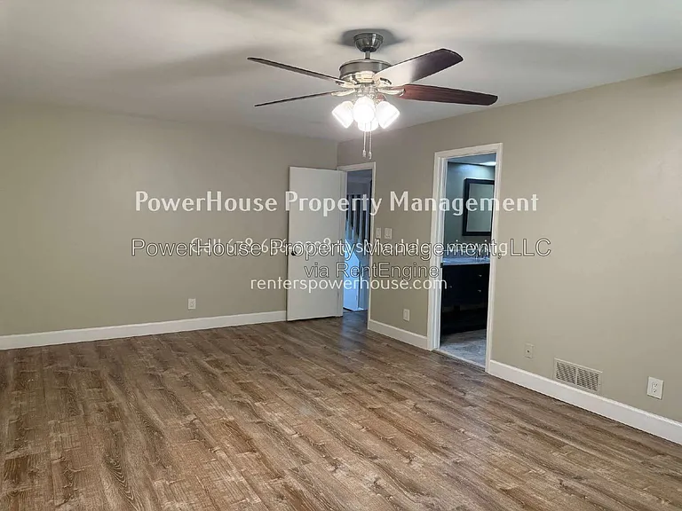 145 Starboard Point — Photo 8