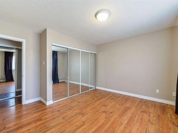 5th image of 11535 124th St #306