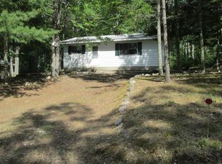 6783 Beach Rd, Johannesburg, MI 49751