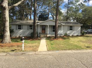 55 Young St, Fairhope, AL 36532