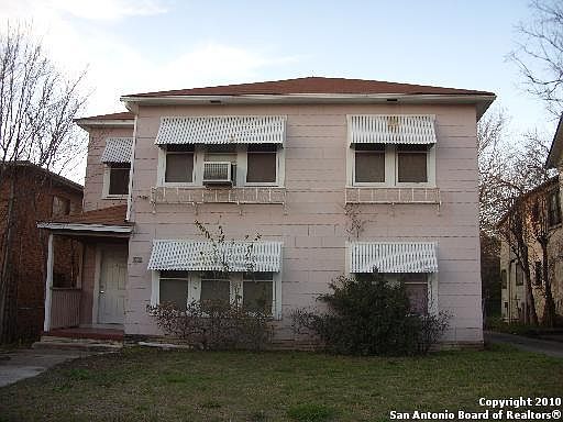 1st image of 251 NATALEN ST