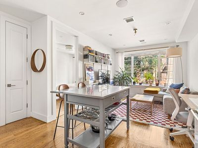 366 Gates Ave #2A, Brooklyn, NY, 11216